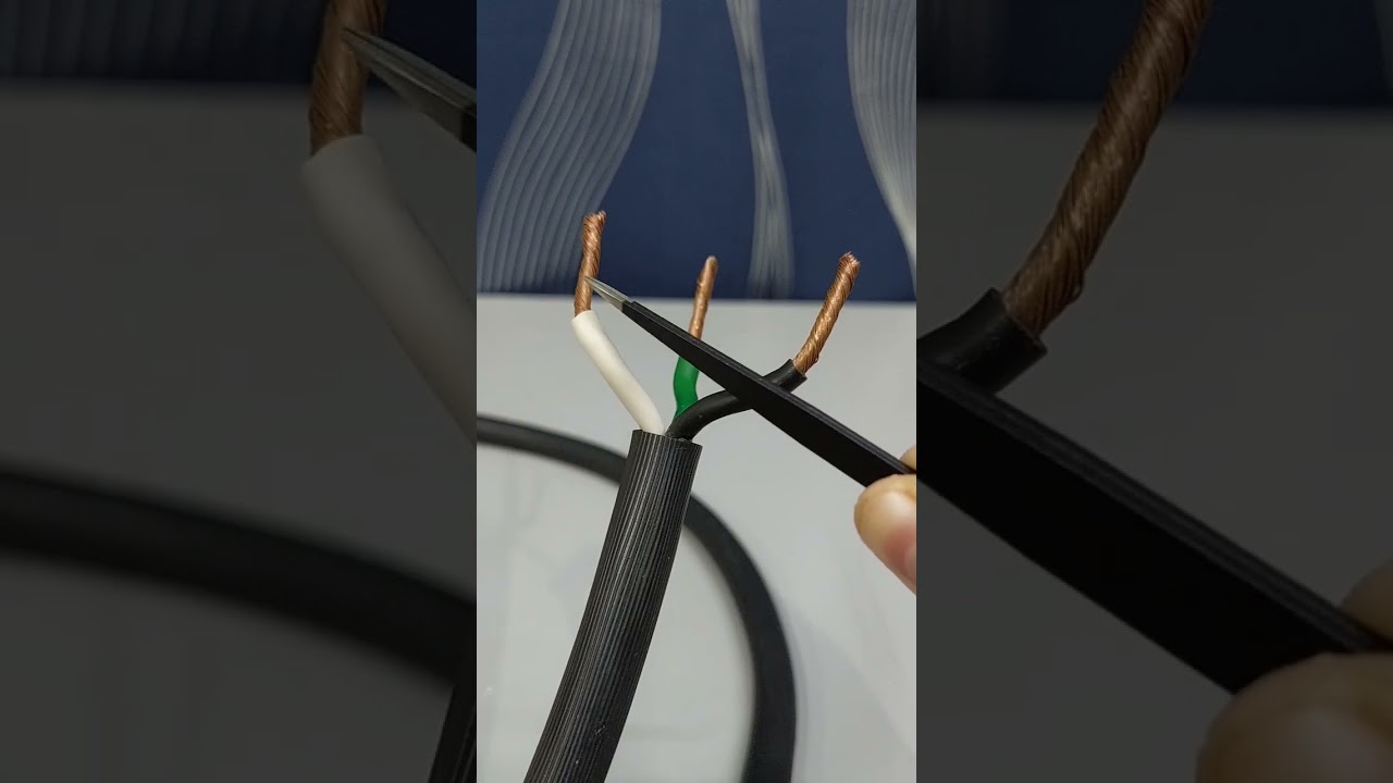 porque los cables están forrados de plástico