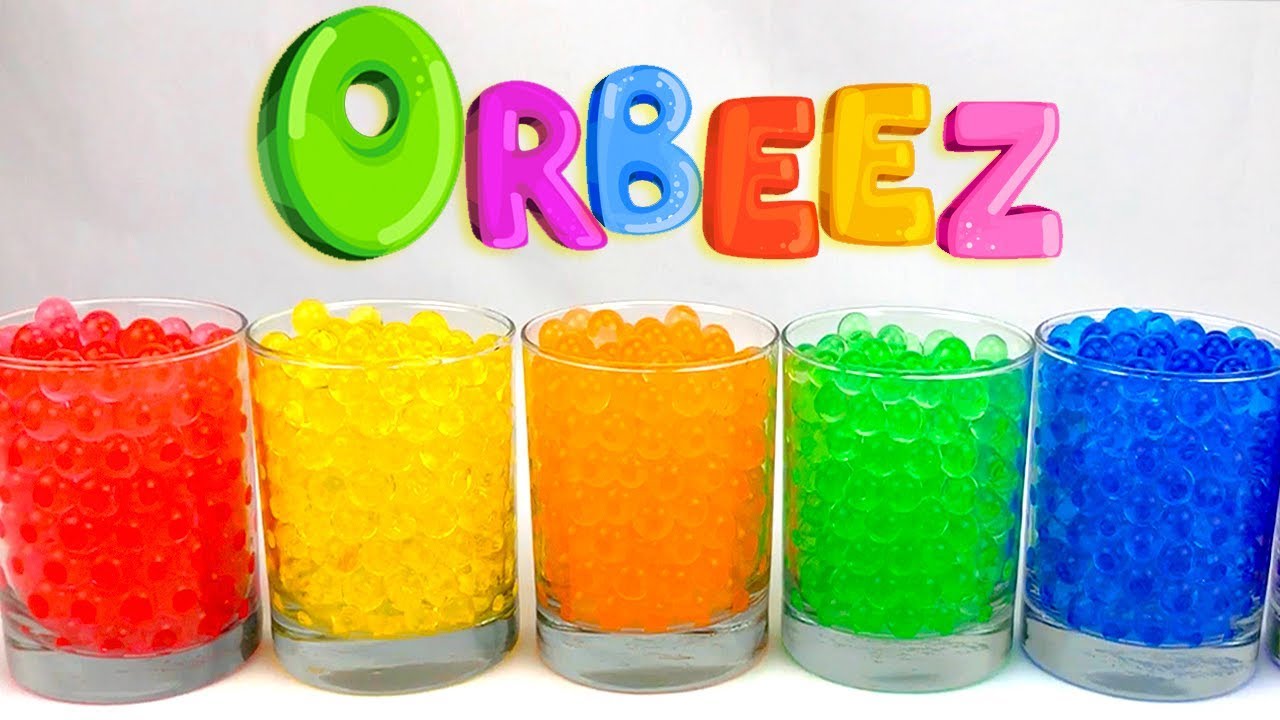 bolitas de colores de agua